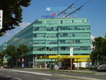KANCELÁRIE V REPREZENTATÍVNOM APOLLO BC/REPRESENTATIVE OFFICES